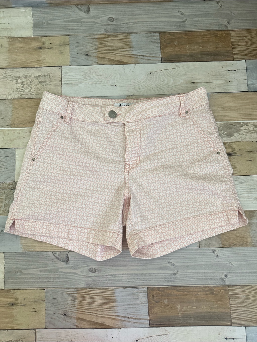 D. Jeans Light Pink Patterned Jean Shorts